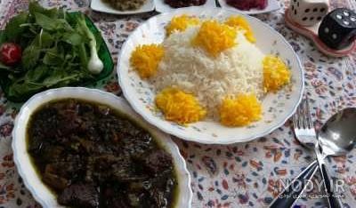 خورش کرفس با سبزی قورمه خورش کرفس با سبزی قورمه