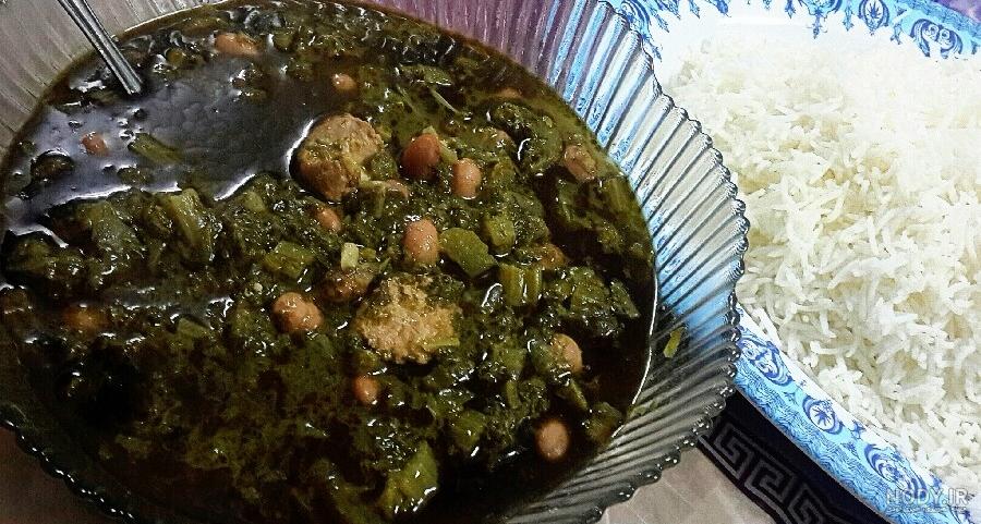 خورش کرفس با مرغ نی نی سایت