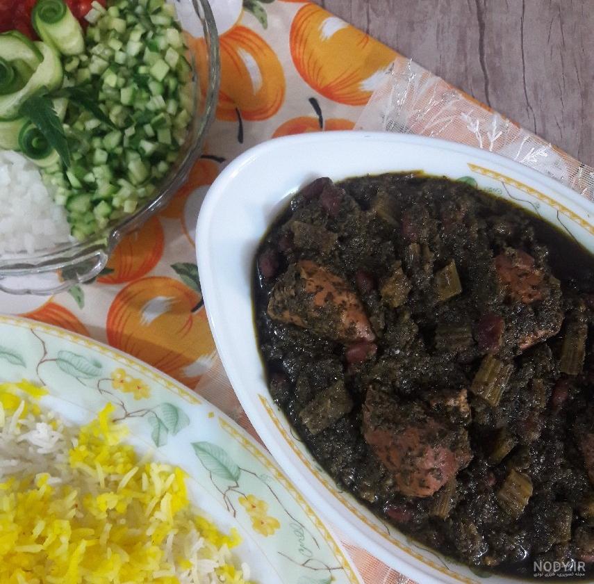 فوت و فن خورش کرفس فوت و فن خورش کرفس
