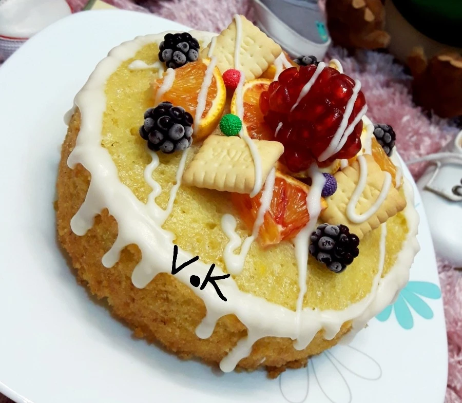 کیک تولد ساده و زیبا
