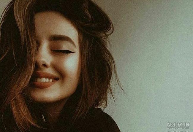 عکس نوشته لبخند زدن