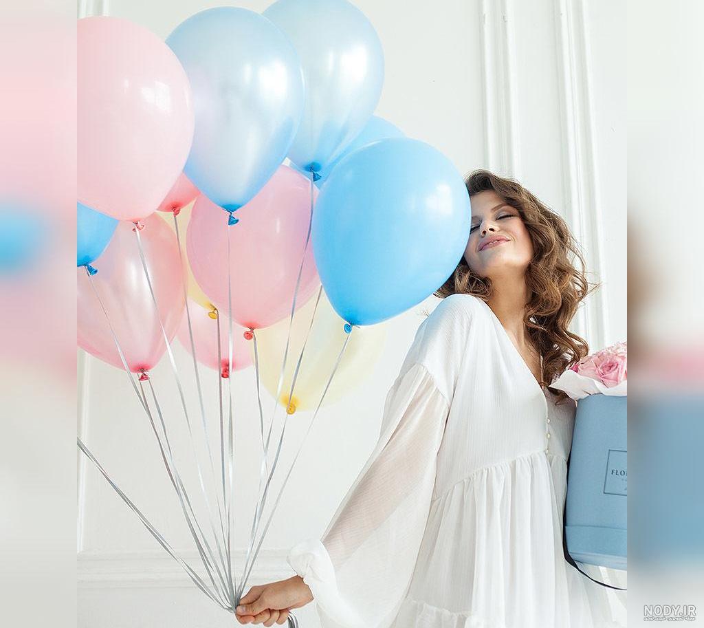 ژست عکس تولد دخترانه در خانه