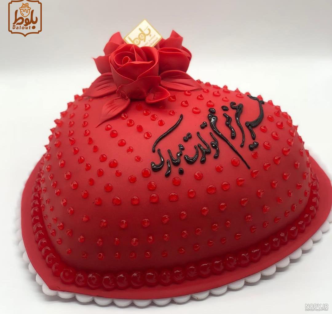 کیک قلب قرمز براق