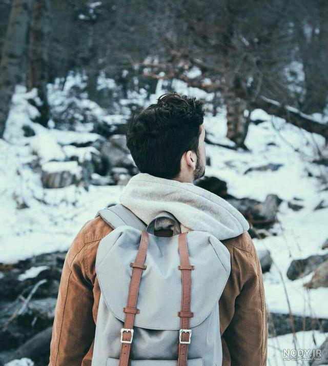  عکس پروفایل پسرانه زمستانی از پشت سر