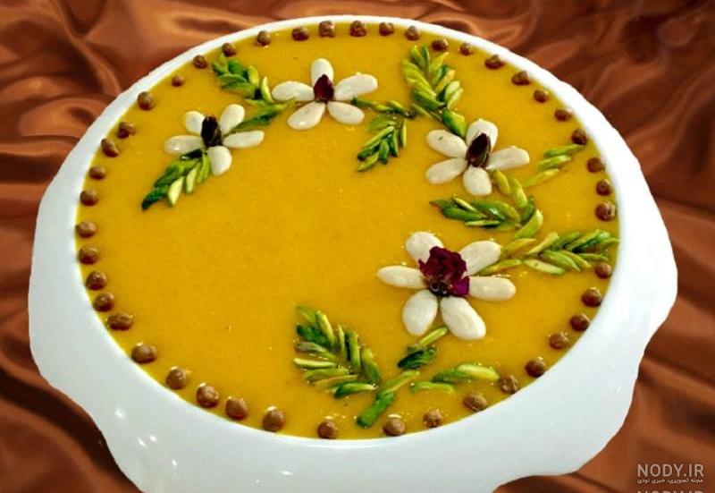 حلوا با آرد برنج و شیره انگور حلوا با آرد برنج و شیره انگور