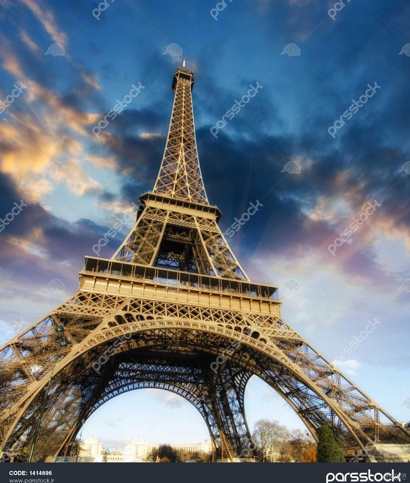 عکس برج ایفل دکستاپ