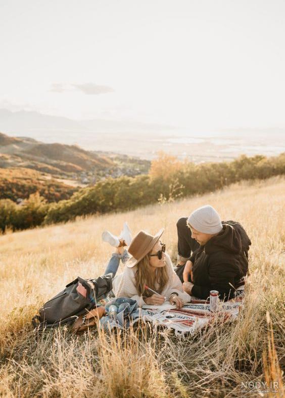 ژست عکس دونفره عاشقانه