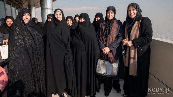 عکس دختر روحانی در خارج از کشور