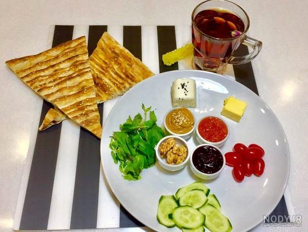 عکس میز صبحانه لاکچری عکس میز صبحانه لاکچری