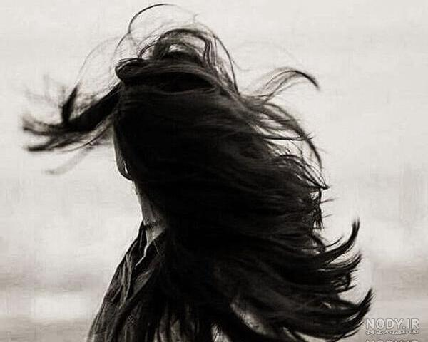 عکس خفن عکس دختر از پشت سر با موهای باز مشکی