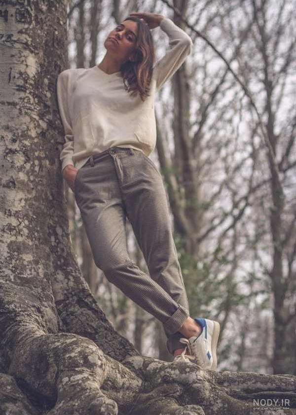 ژست عکس تک نفره دخترانه ژست عکس تک نفره دخترانه