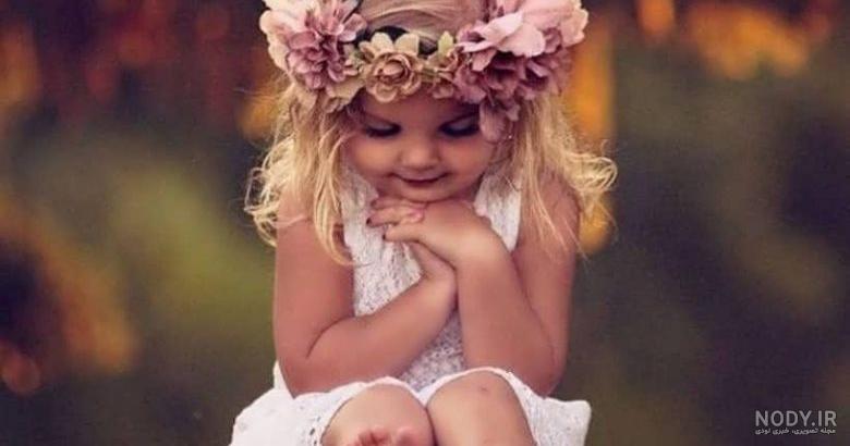 ژست عکس دوستانه دخترانه