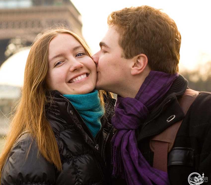 ژست عکس دونفره دوستانه پسرانه