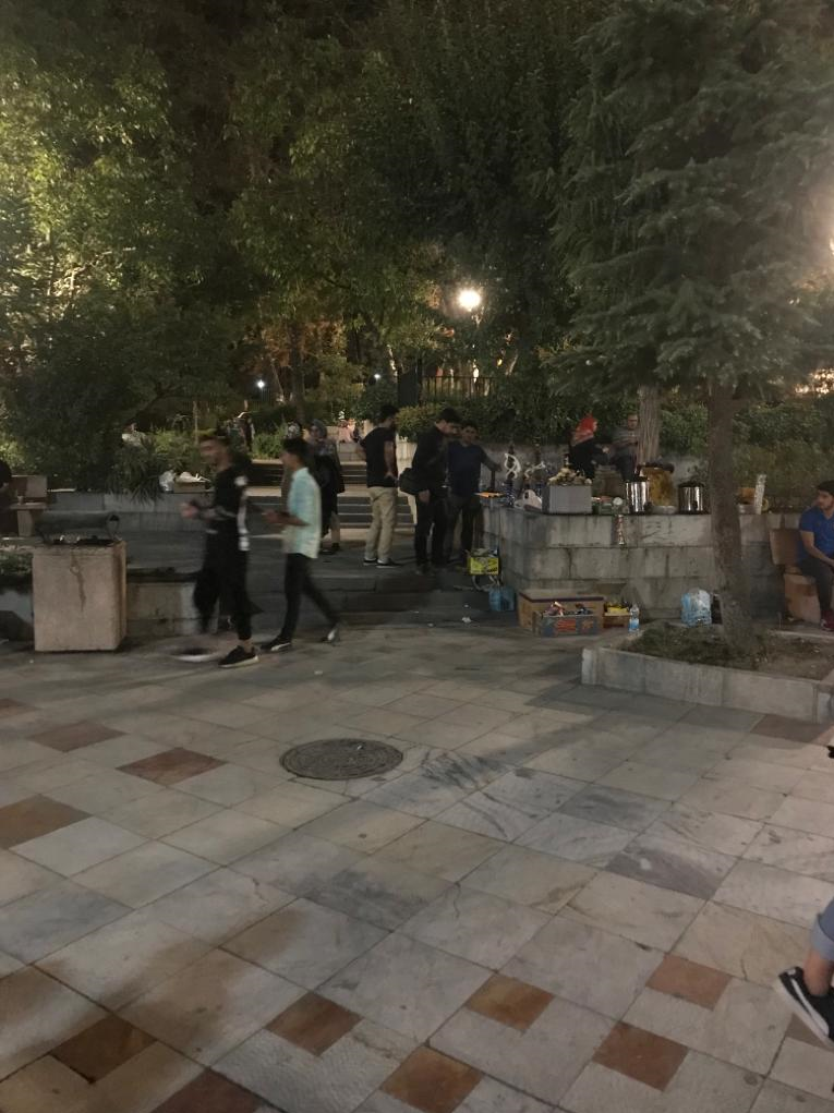 عکس پارک در شب