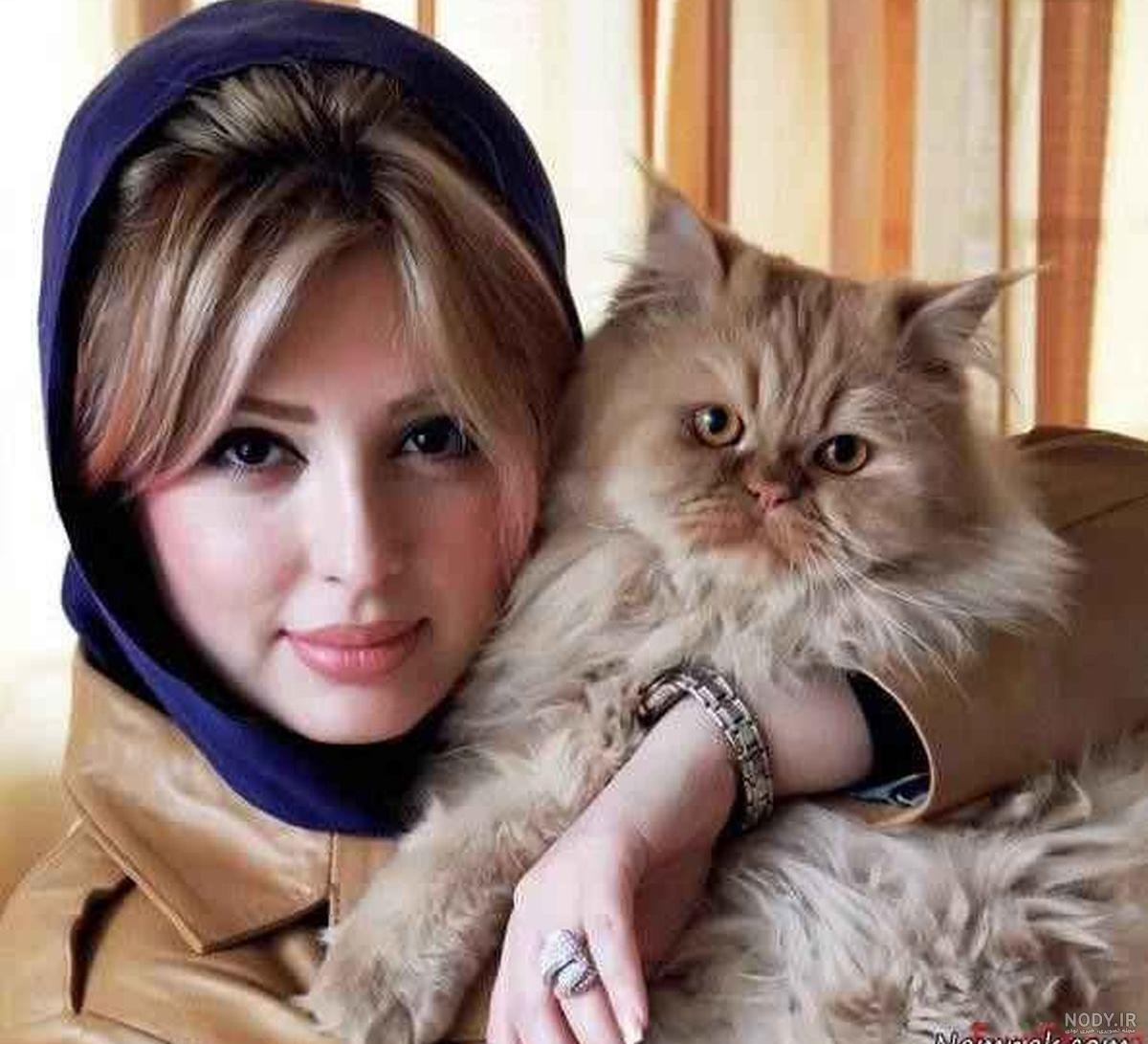 عکس گربه نیوشا ضیغمی عکس گربه نیوشا ضیغمی