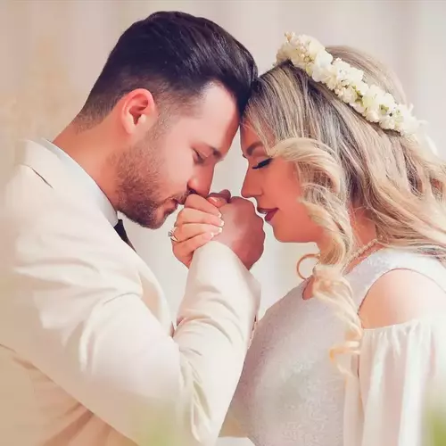 مدل عکس آتلیه نامزدی