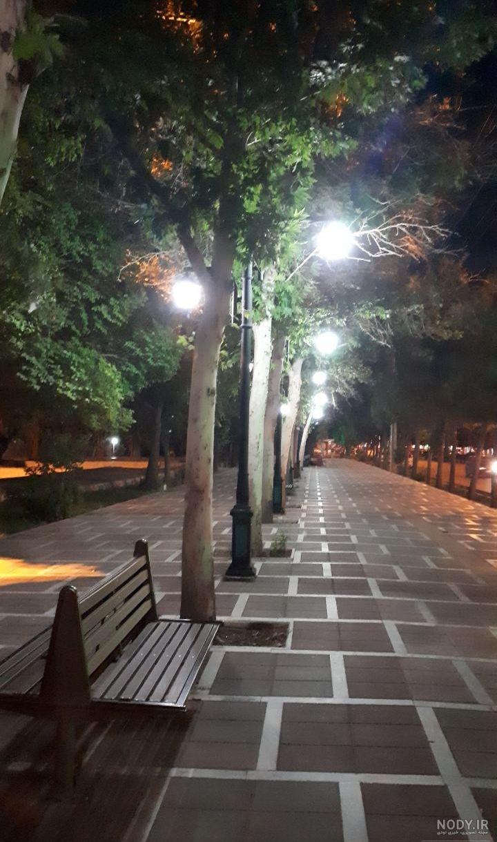 پارک ملت تهران در شب