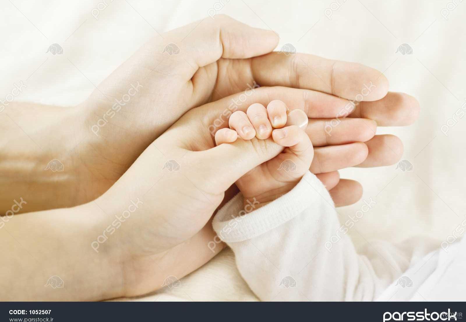 ژست عکس دختر بچه برای تولد ژست عکس دختر بچه برای تولد
