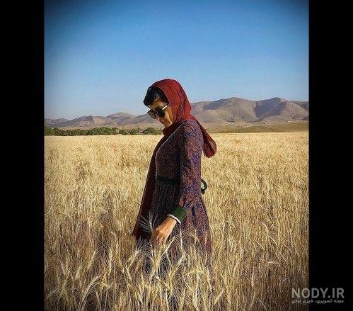 ژست عکاسی دونفره در گندم زار
