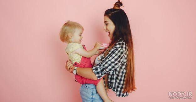 ژست عکس مادر دختری برای تولد ژست عکس مادر دختری برای تولد