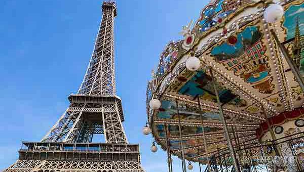 عکس از بالای برج ایفل عکس از بالای برج ایفل