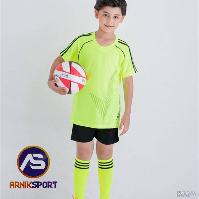 کفش فوتبال بچه گانه رونالدو