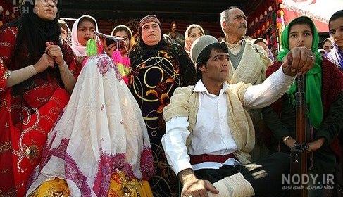 عکس دختر با گلونی