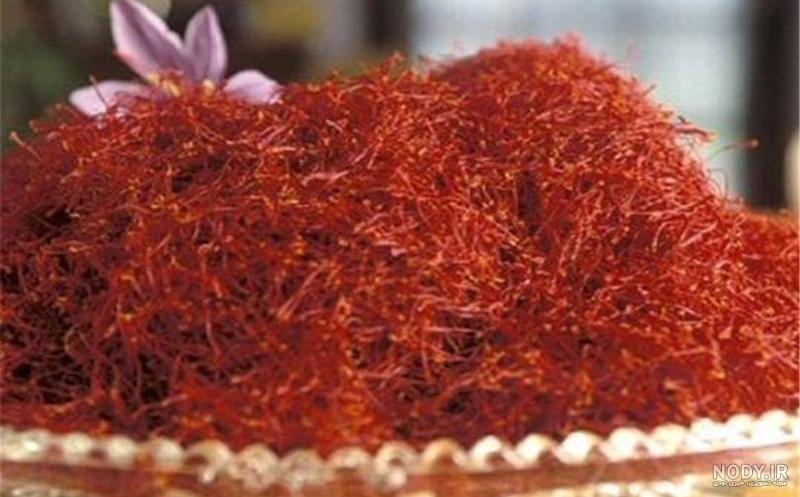 عکس زعفران پوشال