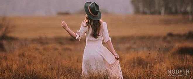 عکس دختر از پشت سر با مانتو برای پروفایل