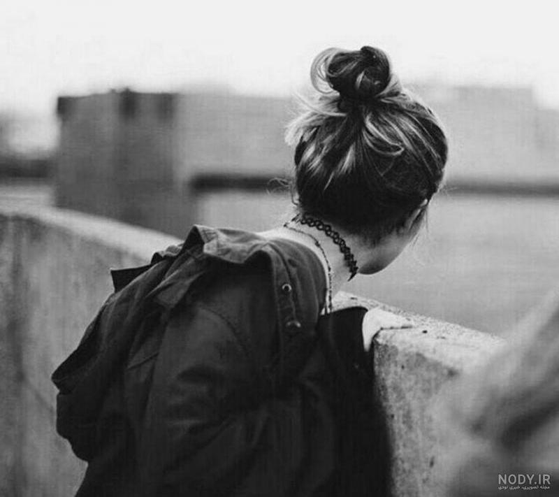 عکس سیاه سفید غمگین