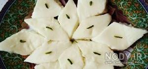 طرز تهیه حلوا برنجی با گردو طرز تهیه حلوا برنجی با گردو