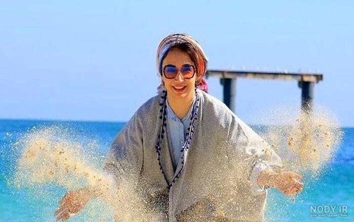 ژست عکاسی لب ساحل