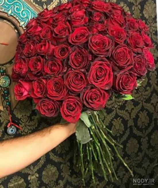 عکس دسته گل رز سفید