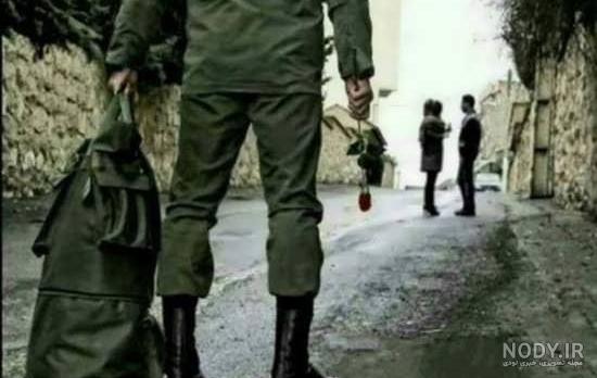 عکس دونفره با لباس نظامی