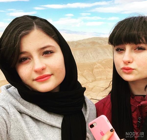 عکس سارا و نیکا با پدرومادرشان عکس سارا و نیکا با پدرومادرشان