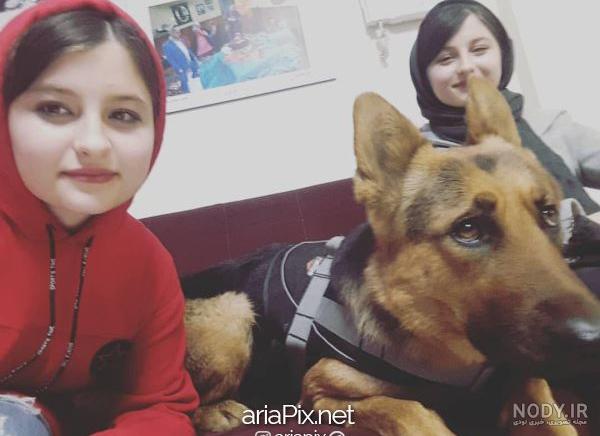 عکس سارا و نیکا در استخر عکس سارا و نیکا در استخر