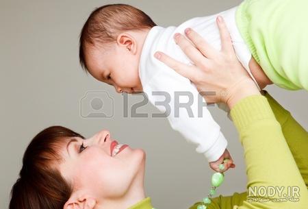 عکس دختر بچه در طبیعت بهاری
