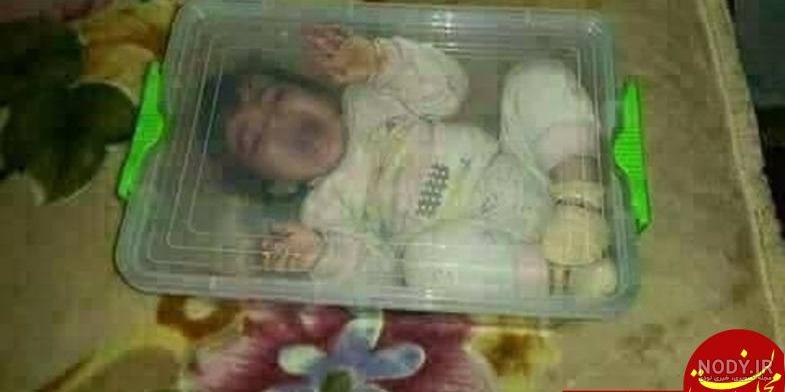 عکس دست مادر دختری
