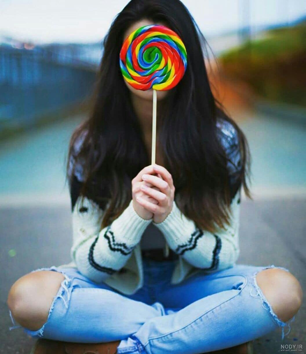 عکس پروفایل آبنبات چوبی عکس پروفایل آبنبات چوبی