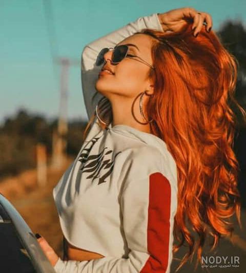 عکس پروفایل دخترونه لاکچری با ماشین لامبورگینی