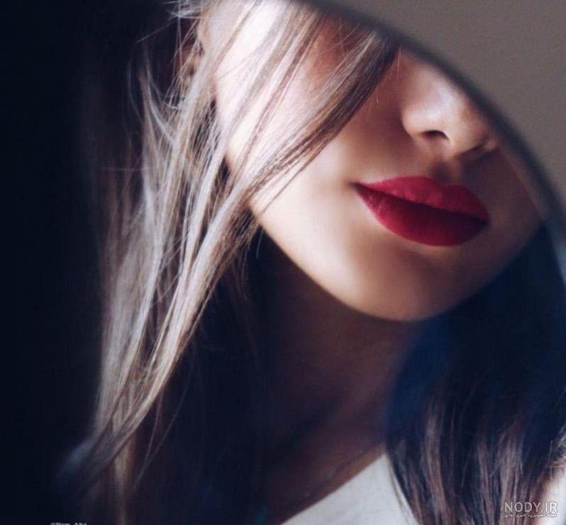 عکس پروفایل دخترونه لاکچری با ماشین پارس آنلاین