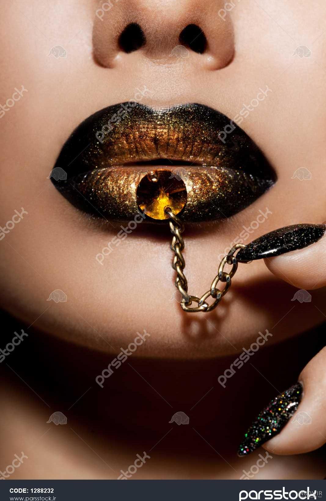 عکس چینی لب طلایی عکس چینی لب طلایی