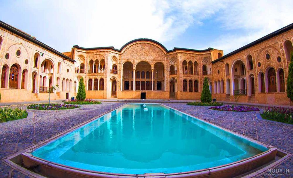 جاهای دیدنی کاشان در بهار