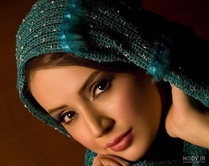عکس با حجاب شبنم قلی خانی
