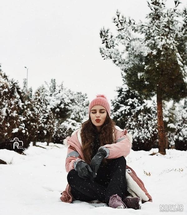 ژست عکاسی در برف دخترانه