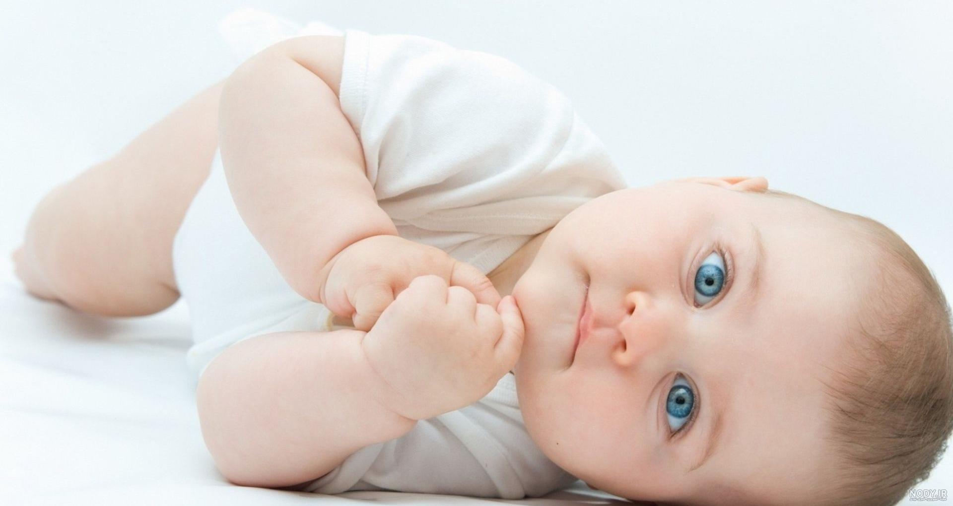 عکس دختر بچه چشم رنگی عکس دختر بچه چشم رنگی