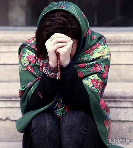 عکس دختر در تاریکی شب عکس دختر در تاریکی شب
