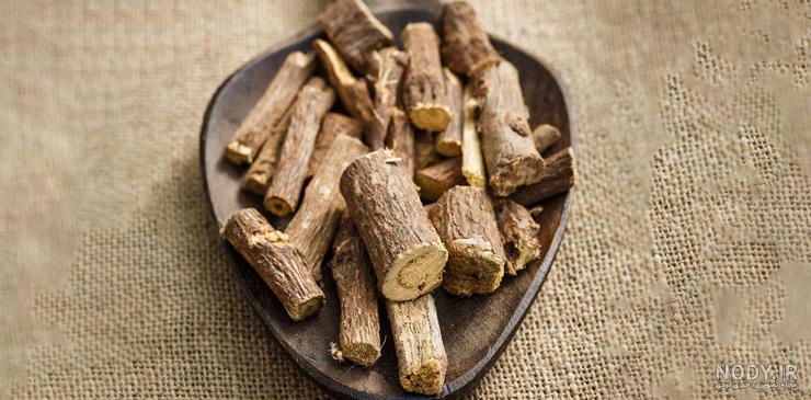 عکس ریشه ی شیرین بیان عکس ریشه ی شیرین بیان