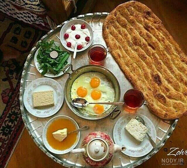 عکس صبحانه در طبیعت پاییز عکس صبحانه در طبیعت پاییز