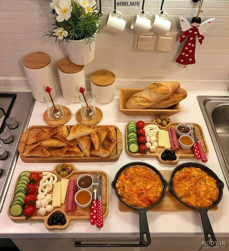 عکس صبحانه دونفره در طبیعت عکس صبحانه دونفره در طبیعت